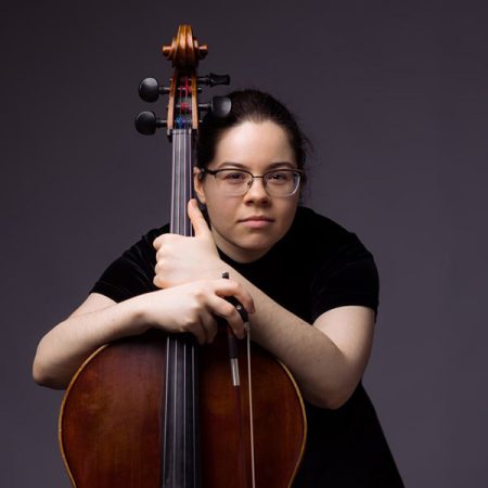 На завтрашнем концерте в Малом зале «Зарядья» будет специальный гость — потрясающая виолончелистка Мария Зайцева!