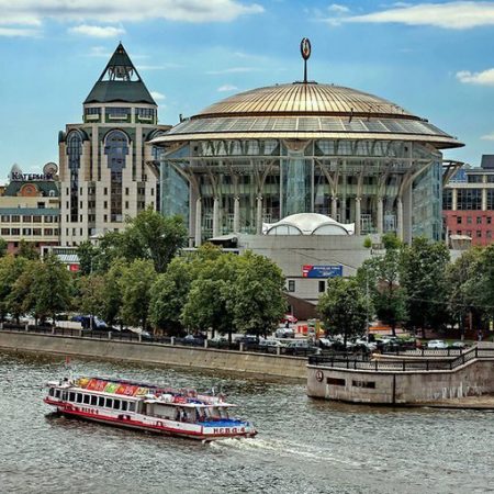 Определились даты абонементных концертов Фонда Спивакова в главных залах Москвы в следующем сезоне 2024/25 гг.