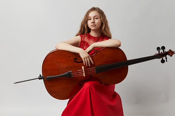 Концерт среди скульптур