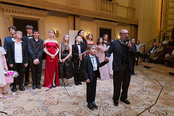 Выкладываем фотографии с концерта в Большом театре