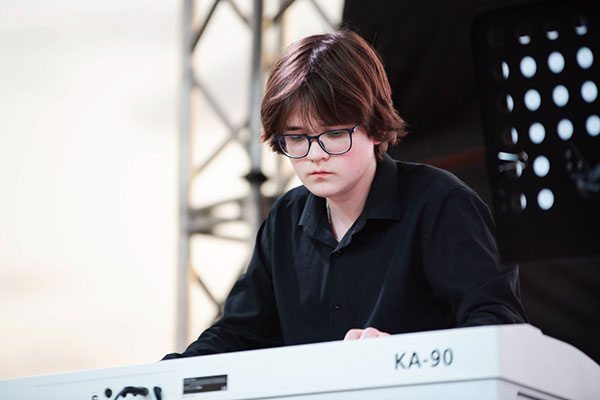 Юные таланты из России выступят с Симфоническим оркестром им. А. Джумахматова в Бишкеке