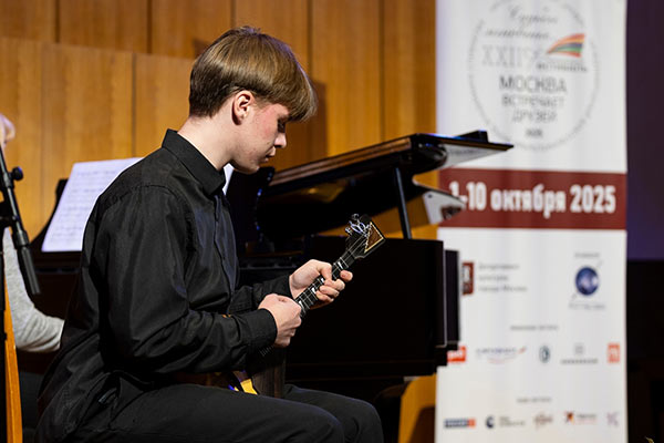 Публикуем фотографии с концерта в Музее музыки, который состоялся 2 октября