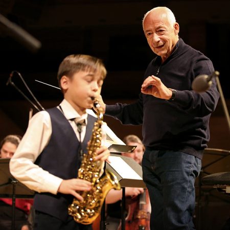 Хотим показать вам еще несколько сюжетов и отзывов об открытии фестиваля