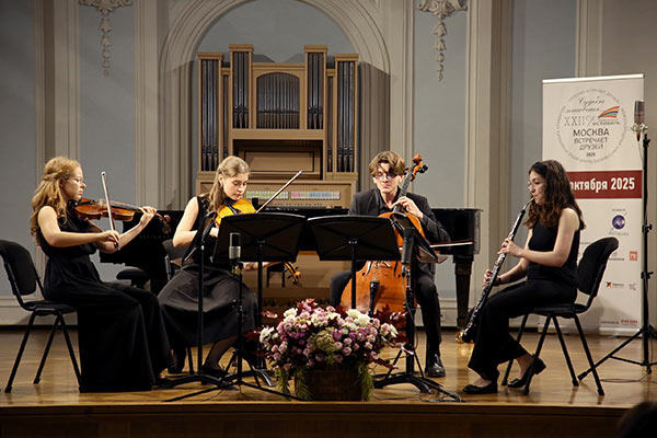 Публикуем фотографии концерта в Рахманиновском зале Московской консерватории им. П.И. Чайковского