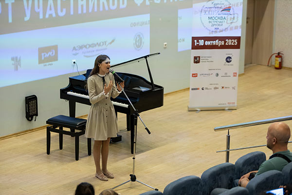 Публикуем фотографии с концерта в РДКБ