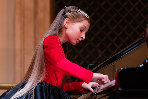 Знаем, как вам провести первую субботу декабря!