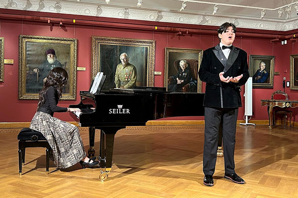 Знаем, как вам провести первую субботу декабря!