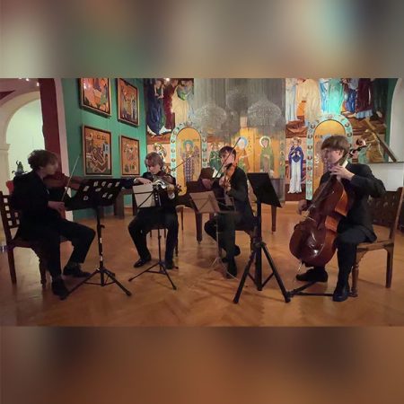 В прошлую субботу воспитанники Фонда Владимира Спивакова выступили в Галерее искусств Зураба Церетели. Публикуем небольшой фотоотчет с концерта — и несколько видеозаписей