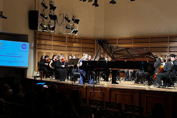 Публикуем фотографии с концерта «Камертона регионов» в Новосибирске