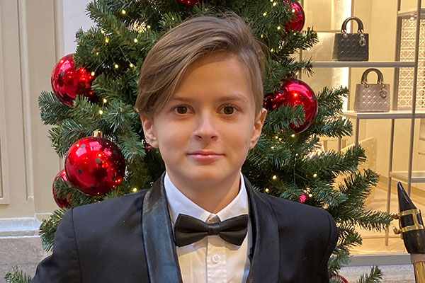 Покажем вам «Рождественские чудеса» в Доме музыки