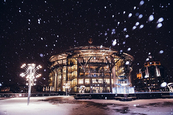 Покажем вам «Рождественские чудеса» в Доме музыки