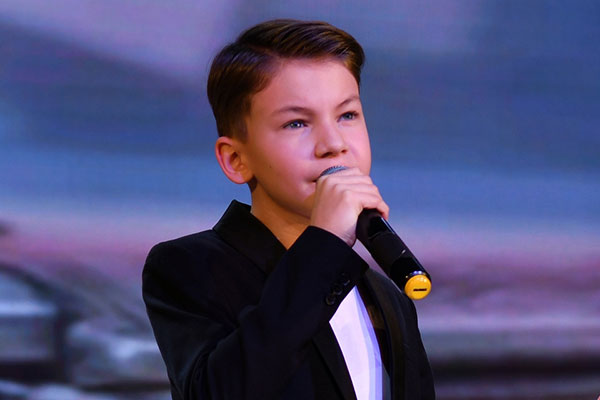 Покажем вам «Рождественские чудеса» в Доме музыки