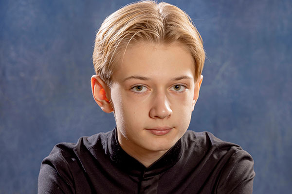 Покажем вам «Рождественские чудеса» в Доме музыки