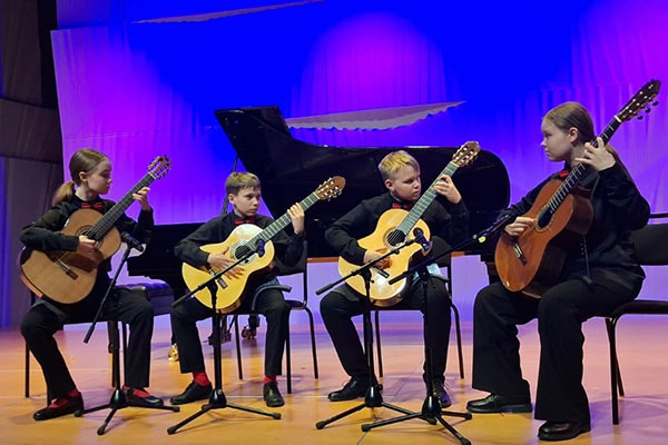 «Ждем весну» в&nbsp;Доме музыки