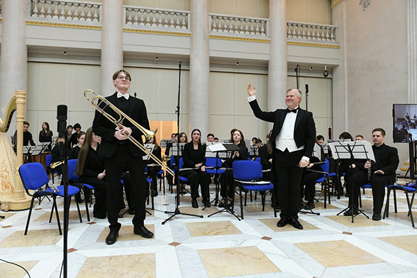 Делимся фотографиями с&nbsp;концерта проекта «Камертон регионов», которым мы&nbsp;ярко открыли 2026 год