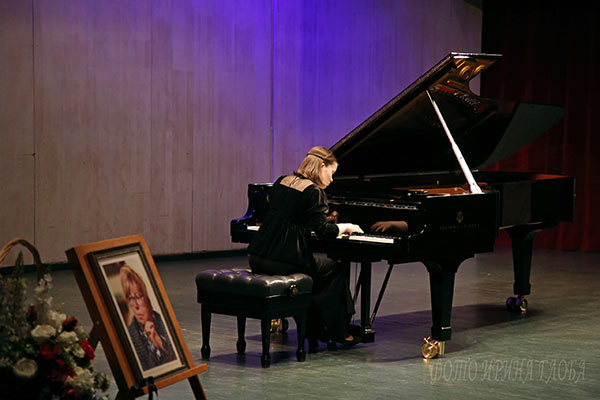 Публикуем фотографии с&nbsp;концерта памяти Екатерины Ширман