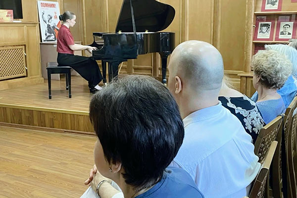 Воспитанники Фонда Спивакова покорили зрителей библиотеки Юргенсона